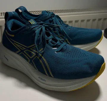 Tweedehands Asics Gel-Nimbus 26 Running Shoes