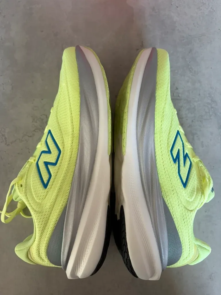 New Balance 1080 V15 bike usato — immagine 18 di 28