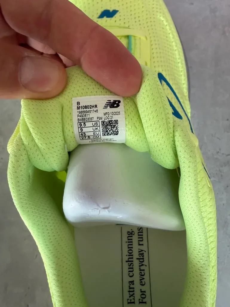 New Balance 1080 V15 bike usato — immagine 25 di 28