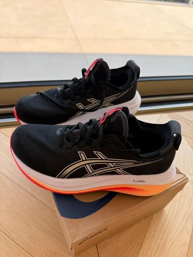 Used Asics Gel-Nimbus 27 bike — image 5 of 8
