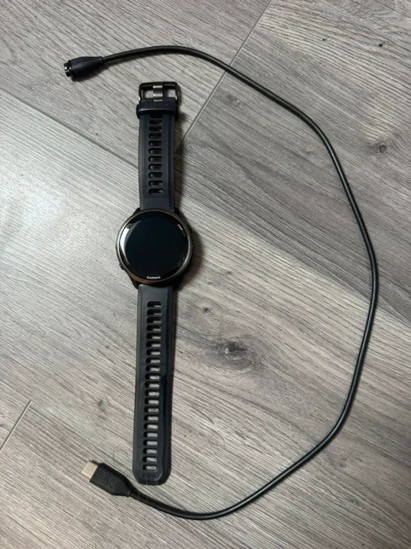 Used Standard Forerunner 570 Electronics