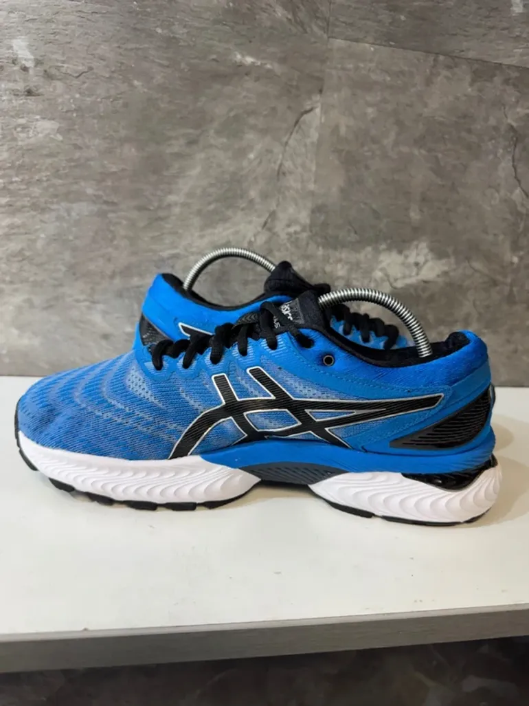 Tweedehands Asics Gel Nimbus 22 bike — afbeelding 9 van 15