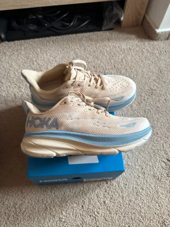Used Hoka Clifton 9 bike — image 2 of 8