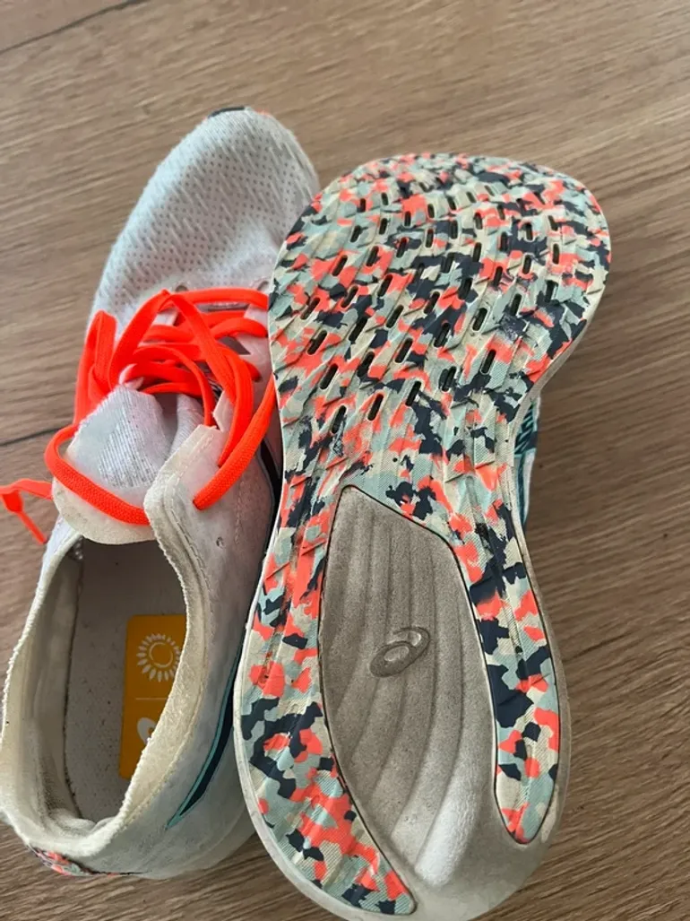 Used Asics Magic Speed bike — image 2 of 2
