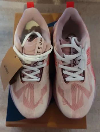 Gebrauchtes Asics Running Baskets Femme Running Shoes