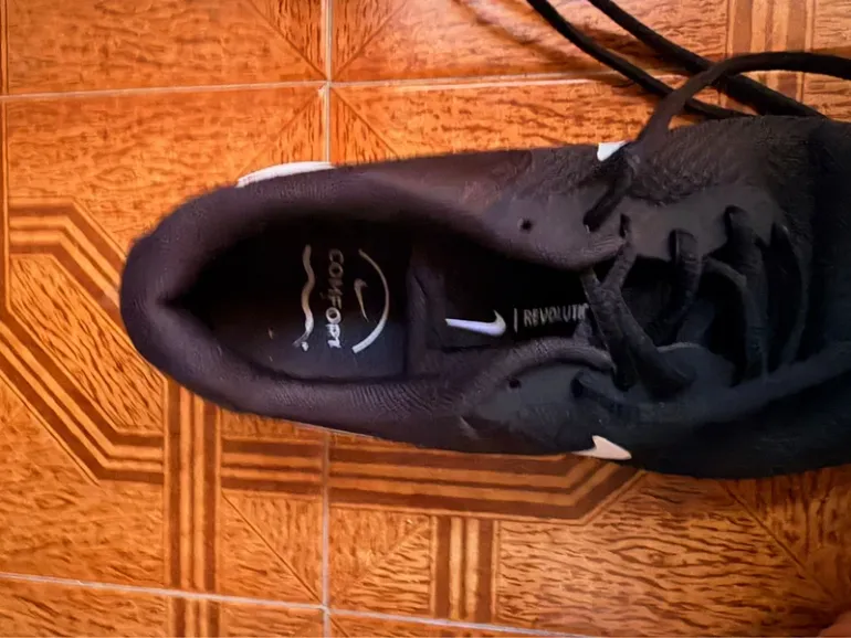 Used Nike Revolution 7 bike — image 6 of 8