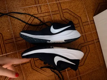 Used Nike Revolution 7 bike — image 5 of 8