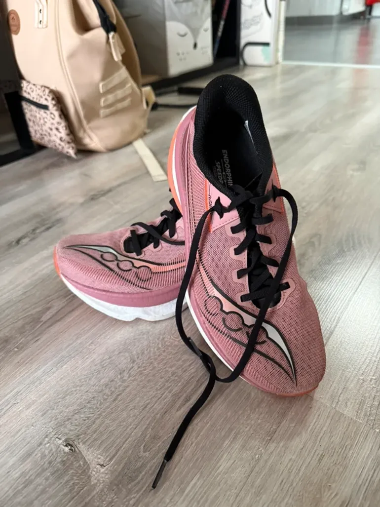 Used Saucony Endorphin Azura bike — image 2 of 8