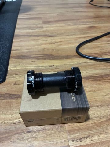 Used Rotor Ceramic BSA Shimano Bottom Bracket bike — image 2 of 12