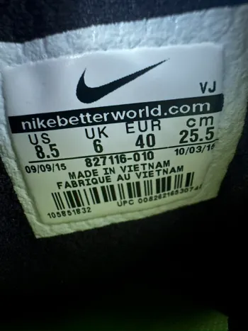 Used Nike Free RN Distance bike — image 4 of 8