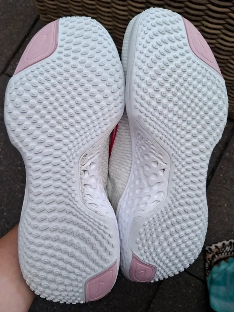 Nike ZoomX Invincible Run Flyknit 2 bike usato — immagine 5 di 7