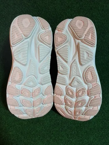 Used Hoka Clifton 10 bike — image 4 of 15