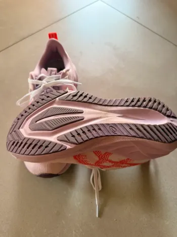 Gebrauchtes Asics Novablast 5 bike — Bild 4 von 5
