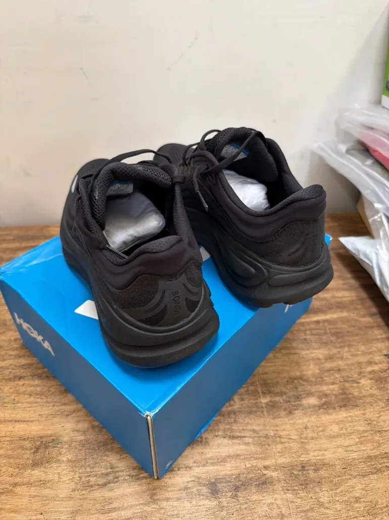 Hoka Bondi 8 bike d'occasion — image 4 sur 14