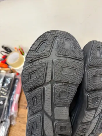 Hoka Bondi 8 bike d'occasion — image 10 sur 14