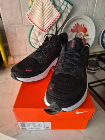 Używany Nike Sneakers Donna Running Shoes