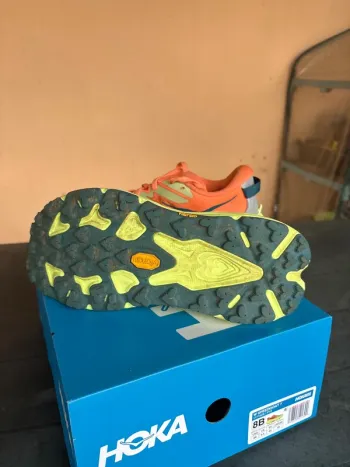 Used Hoka Speedgoat 7 bike — image 5 of 6