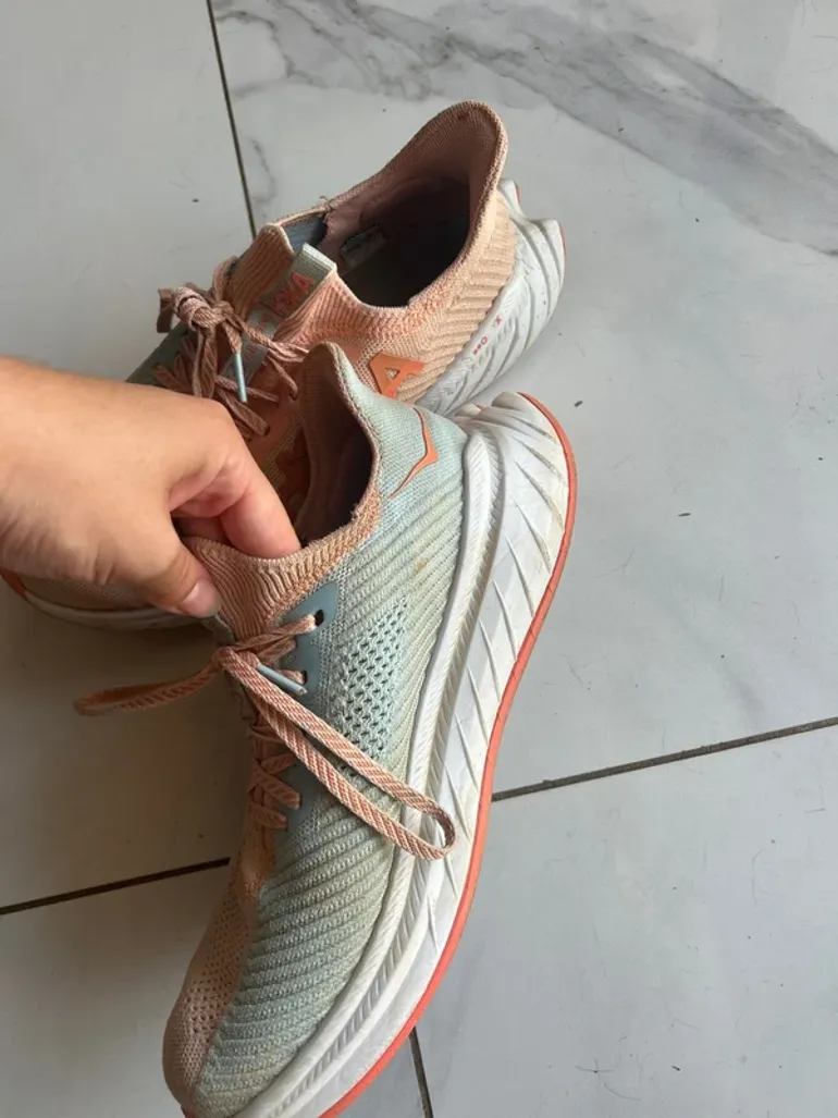 Hoka Carbon X3 bike d'occasion — image 3 sur 3
