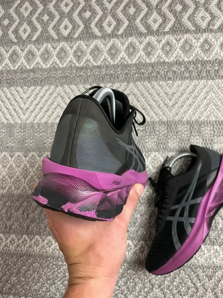 Used Asics Novablast bike — image 3 of 9