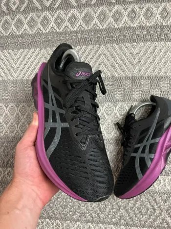 Used Asics Novablast bike — image 2 of 9