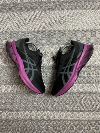 Used Asics Novablast Running Shoes