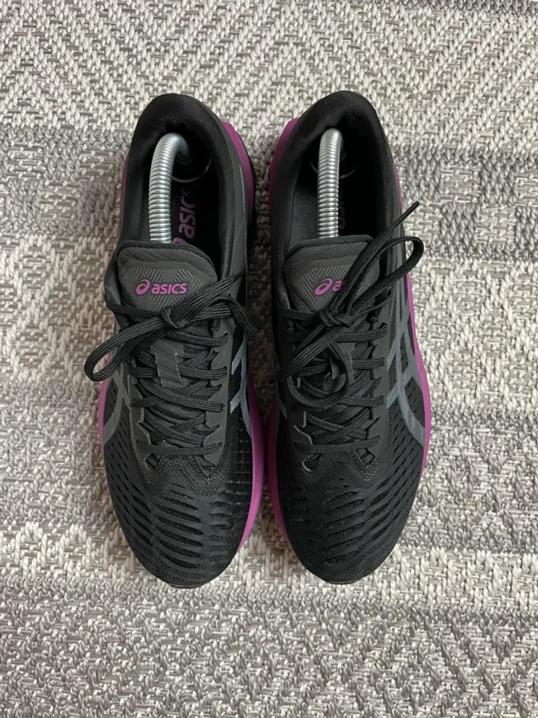 Used Asics Novablast bike — image 4 of 9