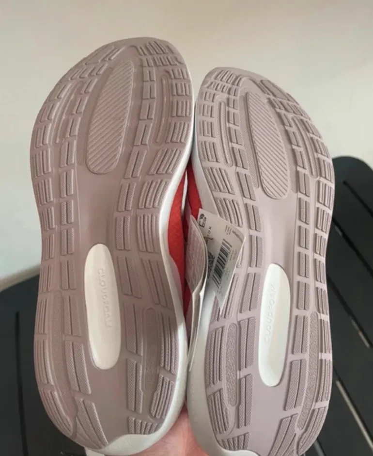 Tweedehands Adidas Shoes size 38 2/3 bike — afbeelding 5 van 6
