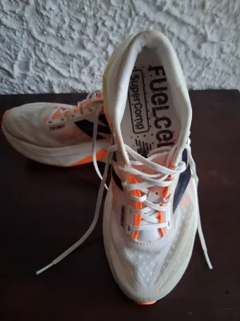 Used New Balance SuperComp Elite bike — image 6 of 9