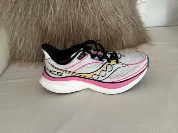 Used Saucony Endorphin Speed 5 bike — image 2 of 6