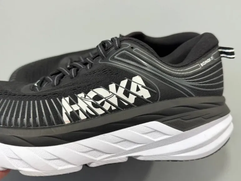Used Hoka Bondi 7 Wide bike — image 10 of 11