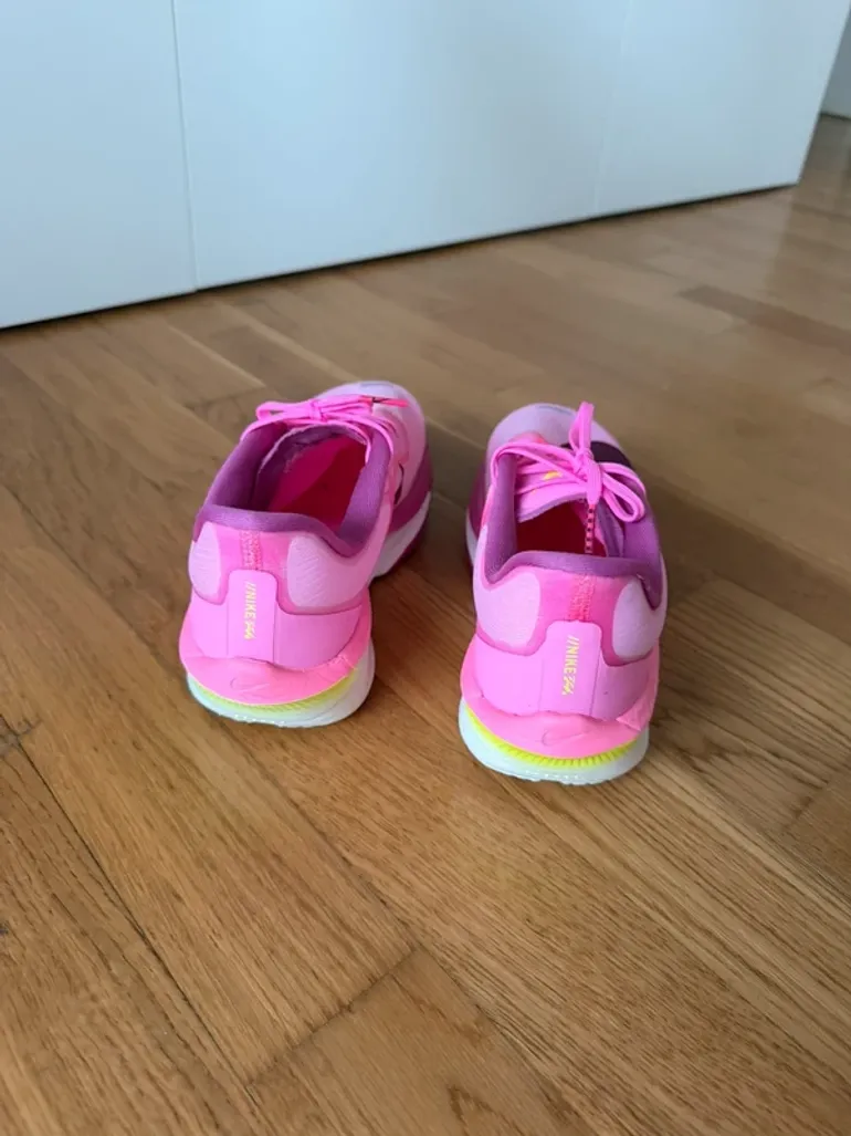 Käytetty Nike Zoom Fly 6 bike — kuva 4 / 7