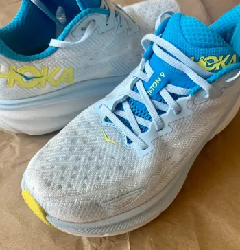 Hoka Clifton 9 bike d'occasion — image 8 sur 11