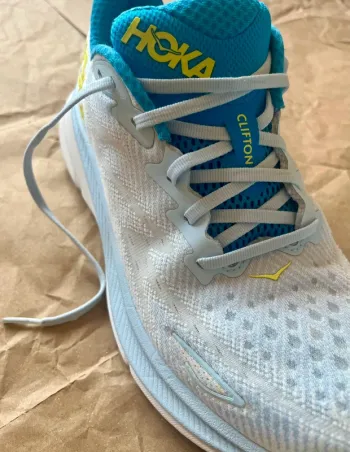 Hoka Clifton 9 bike d'occasion — image 5 sur 11