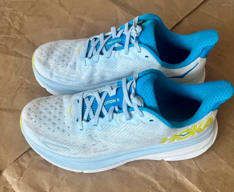 Hoka Clifton 9 bike d'occasion — image 10 sur 11