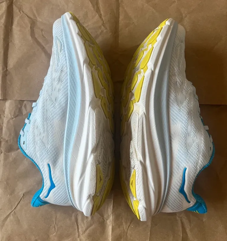 Hoka Clifton 9 bike d'occasion — image 7 sur 11