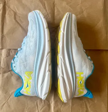Hoka Clifton 9 bike d'occasion — image 9 sur 11