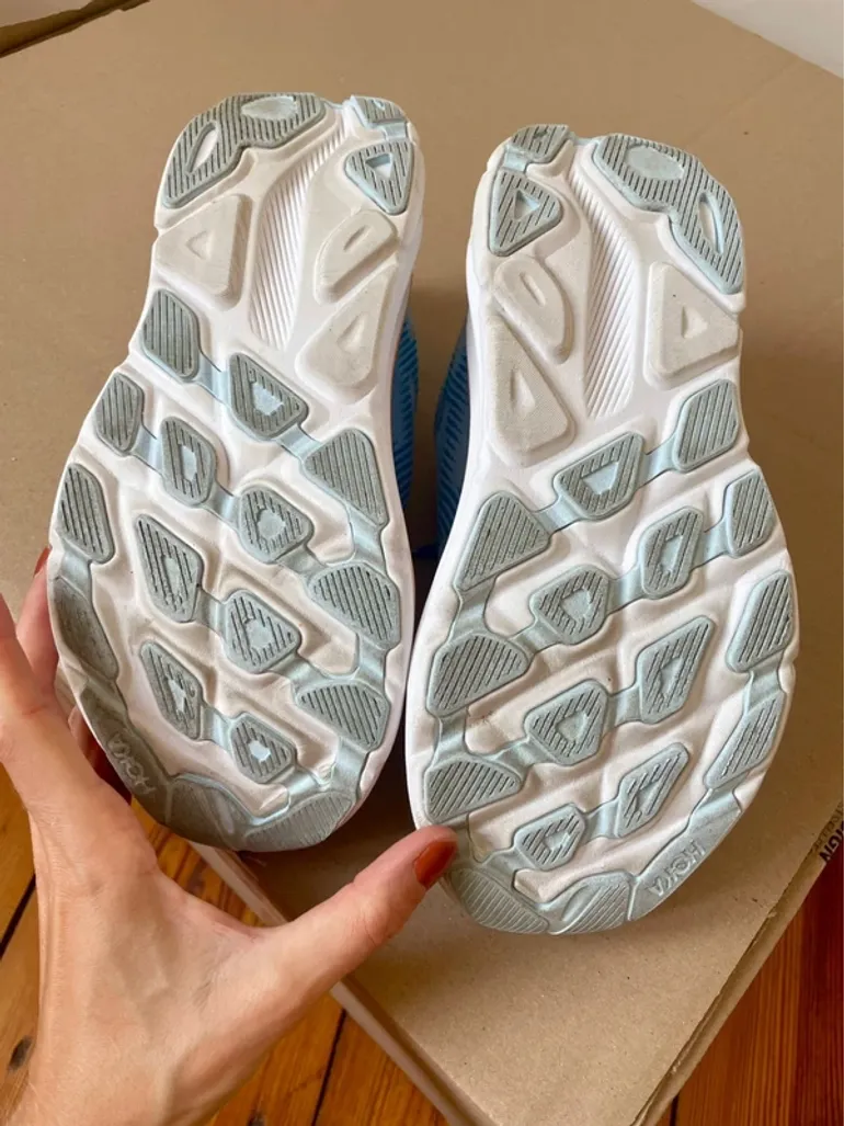 Hoka Clifton 9 bike d'occasion — image 8 sur 9