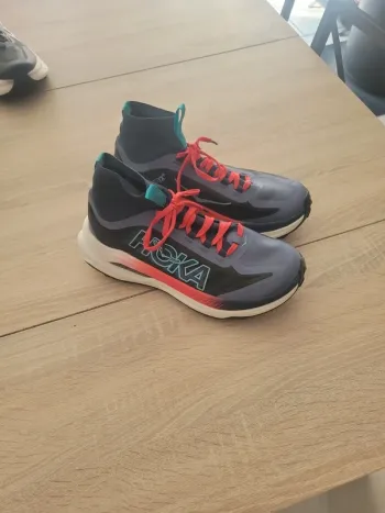 Brugt Hoka Tecton X 3 Running Shoes