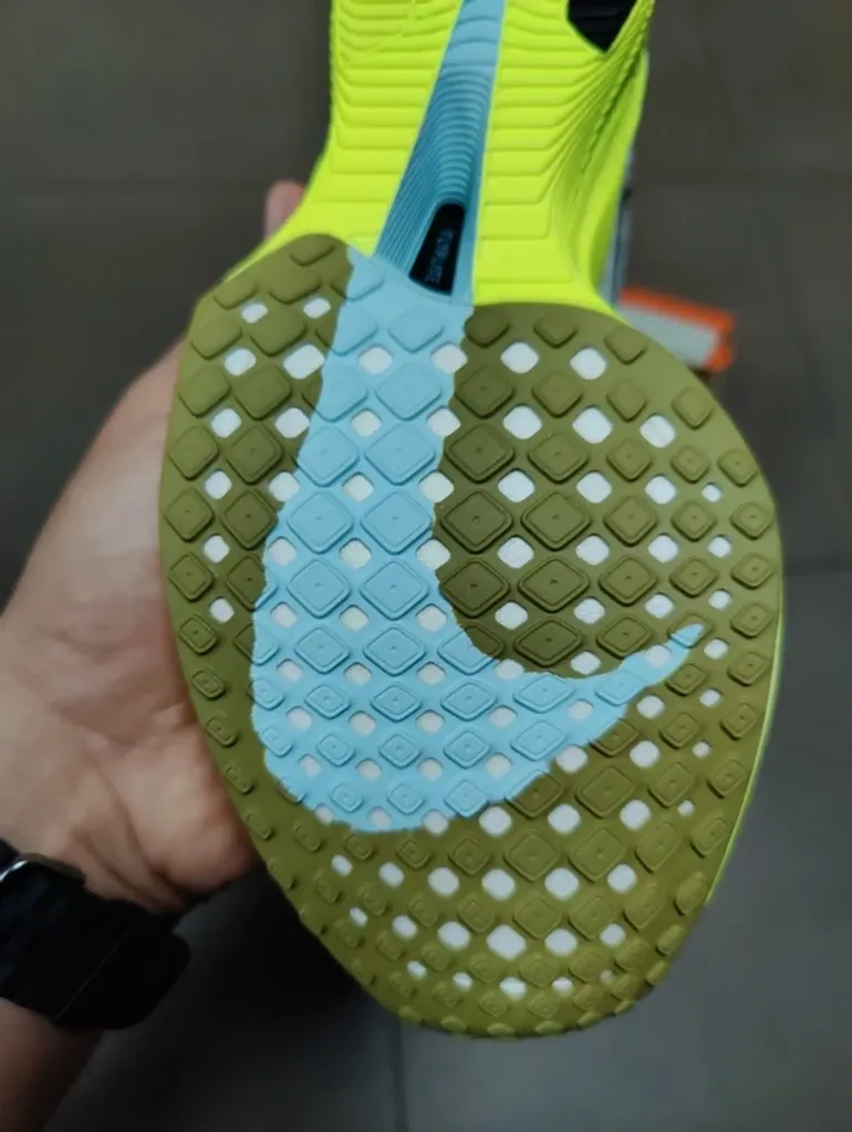 Käytetty Nike ZoomX Vaporfly 3 bike — kuva 9 / 11