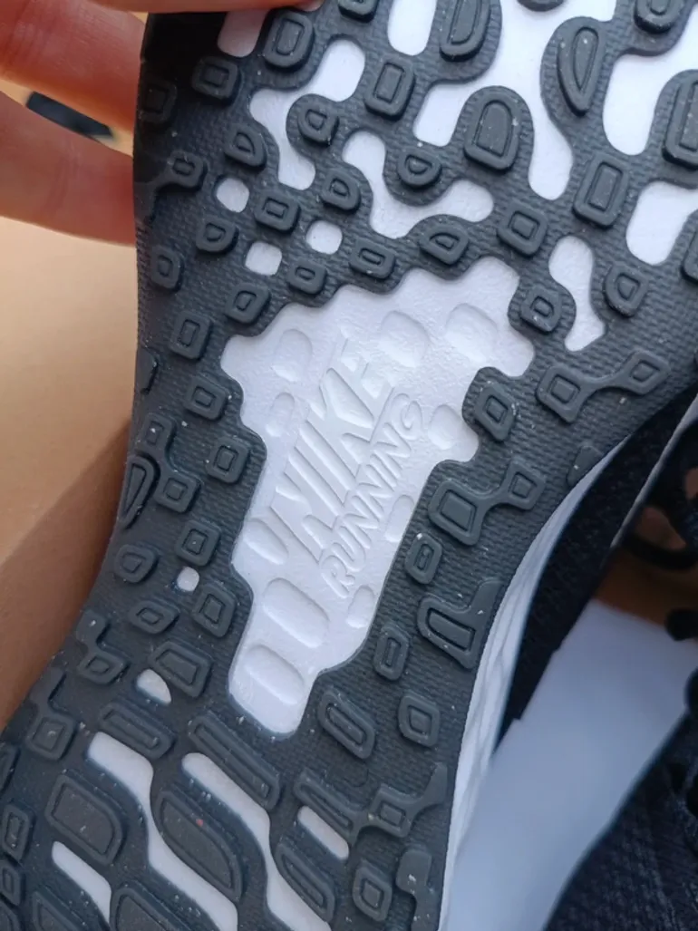 Brugt Nike Revolution 6 bike — billede 2 af 6