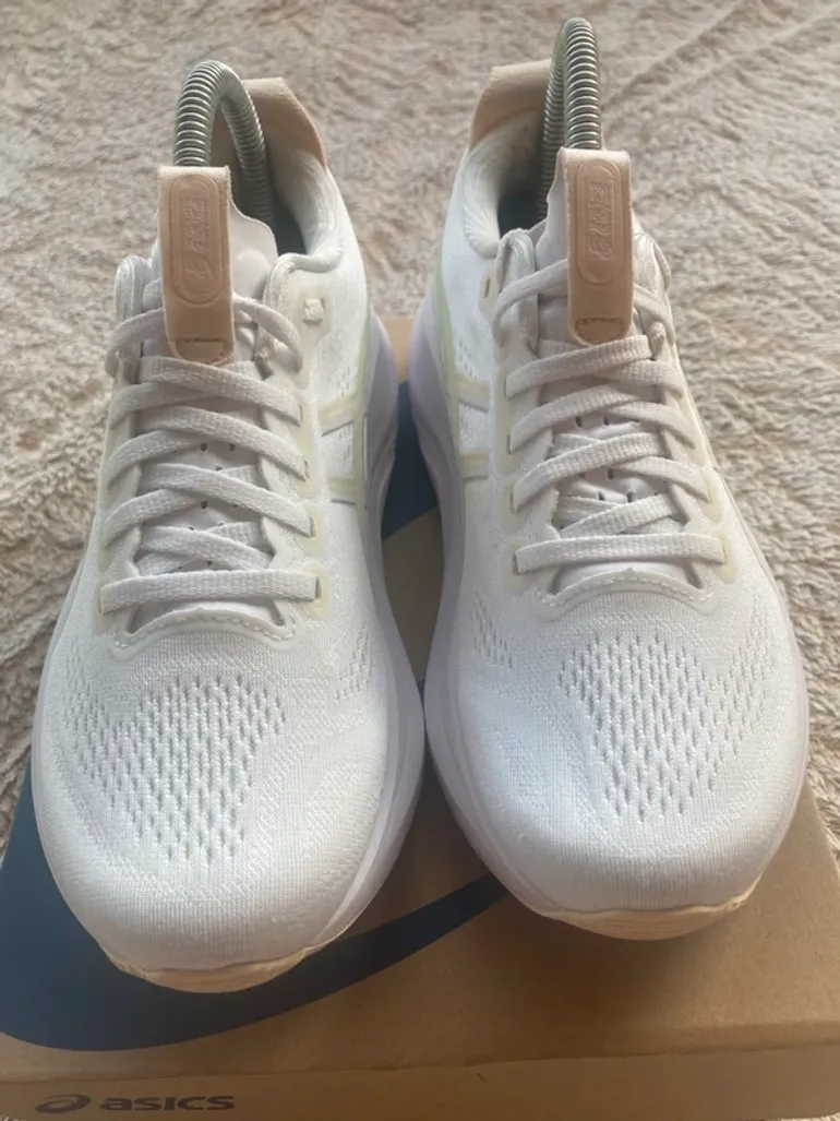 Used Asics Gel Kayano bike — image 2 of 9