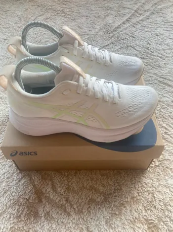 Used Asics Gel Kayano Running Shoes