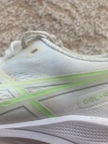 Used Asics Gel Kayano bike — image 8 of 9