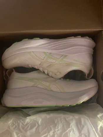 Used Asics Gel Kayano bike — image 5 of 9