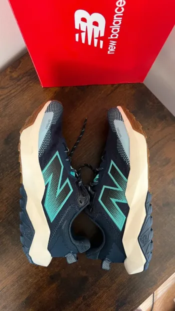 New Balance DynaSoft Nitrel v6 bike usato — immagine 6 di 7