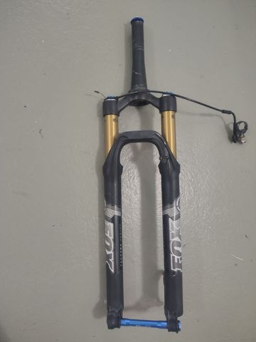 Used Fox Float FIT4 Factory Fork bike — image 1 of 10