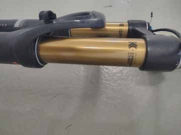 Used Fox Float FIT4 Factory Fork bike — image 2 of 10