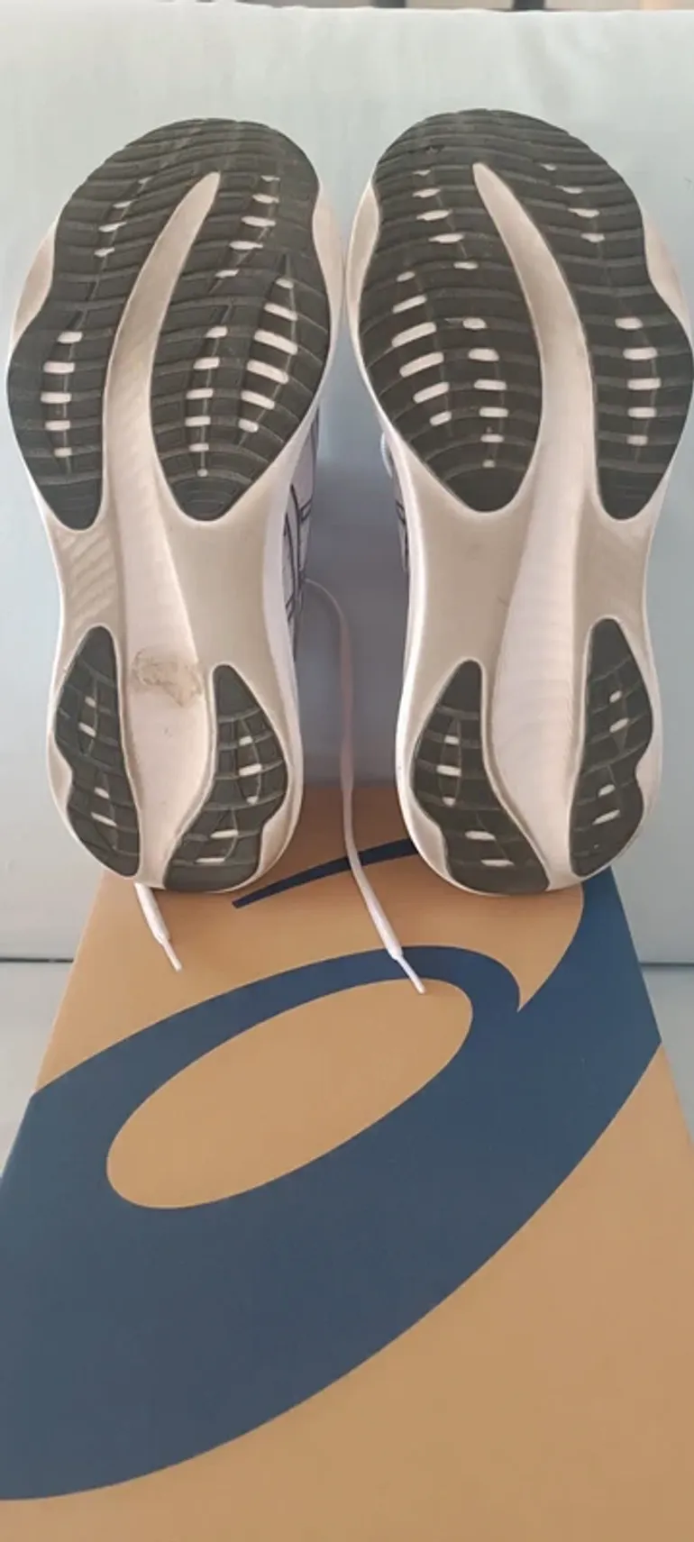 Použité Asics Gel-excite 11 bike — obrázek 4 z 5