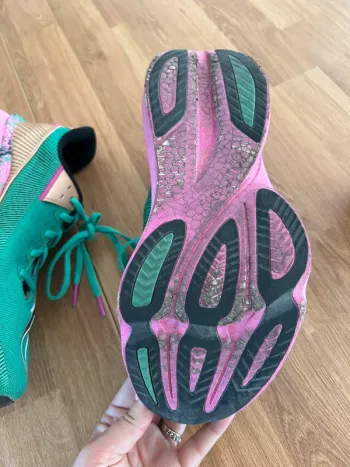 Saucony Endorphin Azura bike d'occasion — image 3 sur 4