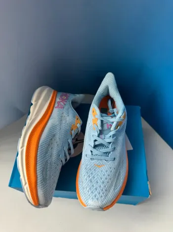 Używany Hoka Shoes bike — zdjęcie 2 z 4